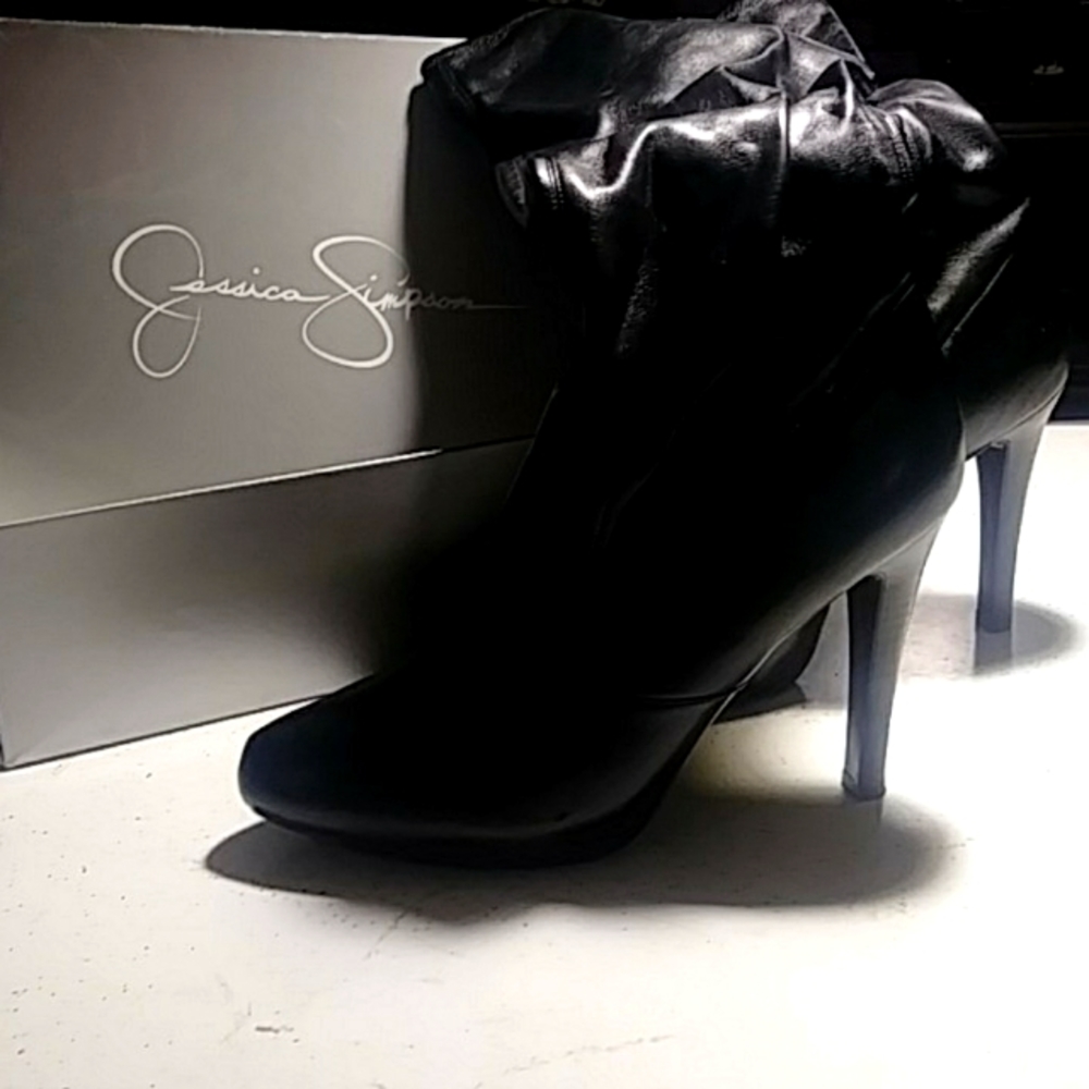 Stilettos size 11 blk boots
